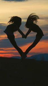Matching BFF Heart Jump matching bff wallpaper