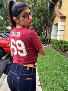 Mia Khalifa Pouty Lips mia khalifa wallpaper