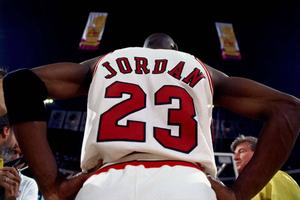 Michael Jordan Back View michael jordan wallpaper