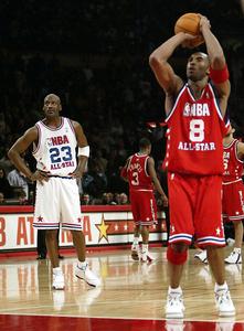Michael Jordan - Legendary Basketball All-Star michael jordan wallpaper