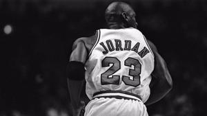 Michael Jordan Making a Jump Shot Before a Home Crowd michael jordan wallpaper