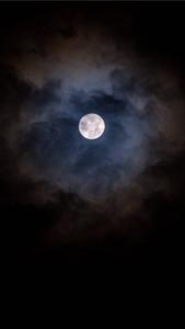 Moon Aesthetic Glow moon aesthetic wallpaper