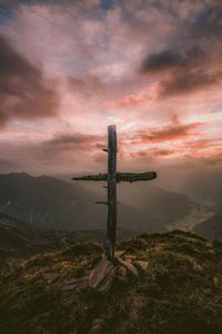 Mountain Cross Of Jesus 4K iPhone jesus 4k iphone wallpaper