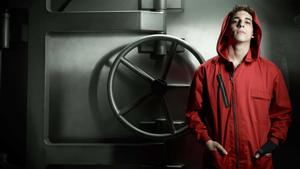 Never Pass Up an Opportunity to Make a Heist money heist wallpaper