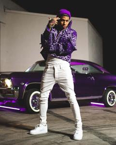 NLE Choppa performing in an electrifying show nle choppa wallpaper