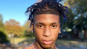 NLE Choppa performing on stage nle choppa wallpaper