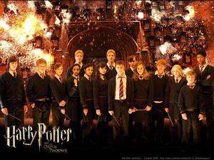 Outsmart your Foes from Gryffindor at Hogwarts harry potter wallpaper