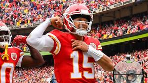 Patrick Mahomes Showing His Muscles patrick mahomes wallpaper