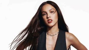 Pop sensation Olivia Rodrigo captivating fans at her latest concert olivia rodrigo wallpaper