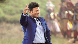 Puneeth Rajkumar Thumbs Up puneeth rajkumar wallpaper