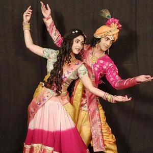 Radha-Krishna Actors Dance Wallpaper