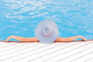 Refreshing Relief summer wallpaper