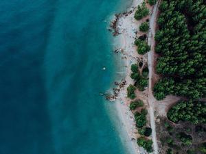 Relax on the beach and turn stress into sand. beach wallpaper