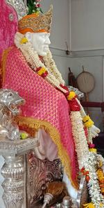 Revered Indian Saint Sai Baba Phone sai baba phone wallpaper