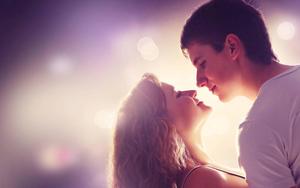 Romantic Love In Aesthetic Blue romantic love wallpaper