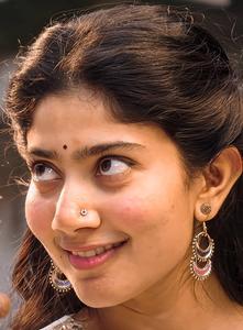Sai Pallavi Elegant Earrings sai pallavi wallpaper