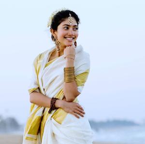 Sai Pallavi Posing Gracefully sai pallavi wallpaper
