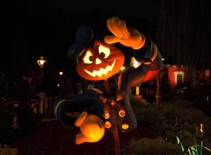Sail through the night on a pumpkin boat this Halloween! halloween wallpaper