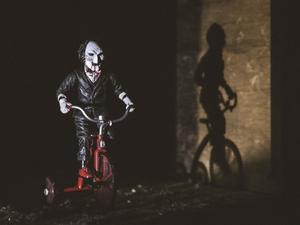 Scary Clown In The Dark Picture scary wallpaper