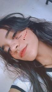 Selfie Of Girl PFP Aesthetic Background pfp aesthetic wallpaper
