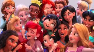Selfie With Disney Princesses disney princess wallpaper