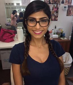 Sexy Model Mia Khalifa mia khalifa wallpaper