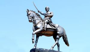 Shivaji Maharaj Black Statue HD shivaji maharaj hd wallpaper