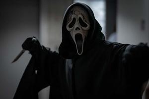 "Show me your toughest face to overcome the odds" - Ghostface ghostface wallpaper