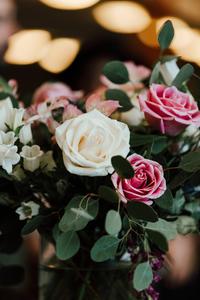 Show your love this Mother’s Day with Roses mothers day wallpaper