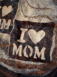 Show your mum some love this Mother's Day! mothers day wallpaper