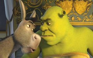 Shrek looking funny in his swamp - funny shrek wallpaper