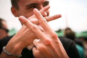 Single Boy Peace Sign single boy wallpaper