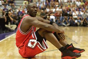 Sitting Michael Jordan michael jordan wallpaper
