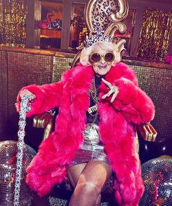 Slay the Day in Style – A Baddie Ready to Take on the Challenges of a Modern Woman baddie wallpaper