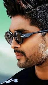 South Hero In Shades south hero wallpaper