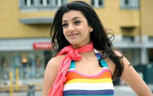 South Heroine Kajal Agarwal Casual south heroine wallpaper