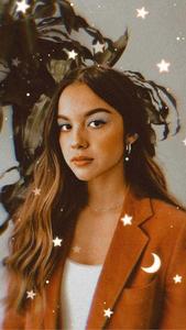 Spanning from Disney Star to Pop Princess, Olivia Rodrigo's fresh and youthful aesthetic has won the hearts of millions. olivia rodrigo aesthetic wallpaper