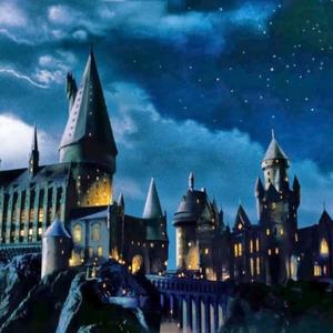Step Inside the Magical World of Hogwarts hogwarts wallpaper
