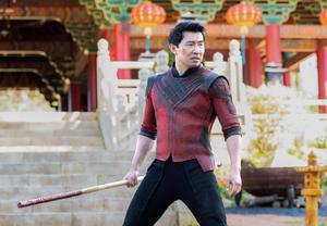 Strike a Pose - A Superhero is Ready for Action superhero wallpaper