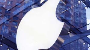 Stylish Apple Logo on Abstract Pattern apple logo wallpaper