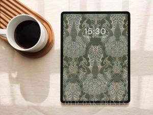 Take your creativity level to the next level with this aesthetic iPad aesthetic ipad wallpaper