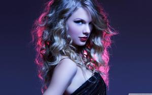 Taylor Swift Belting Out Her Hits taylor swift wallpaper