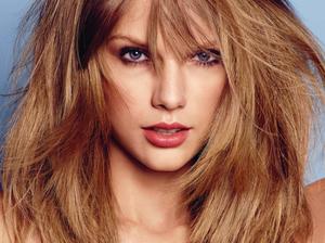Taylor Swift Stunning and Sultry taylor swift wallpaper