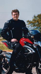 Thala Ajith Expertly Rides MV Agusta Brutale 800 thala ajith wallpaper