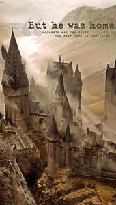The beauty of Hogwarts overlooks at night hogwarts wallpaper