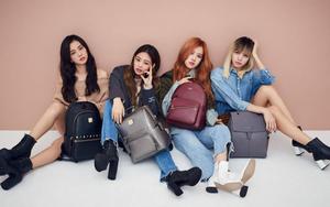 The four Blackpink members carrying their backpacks in style. blackpink wallpaper