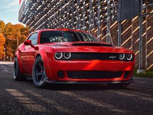 The Iconic Dodge Challenger - Unmistakable dodge challenger 4k wallpaper