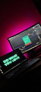 The Ins and Outs of Trading Wallpaper