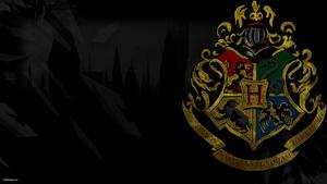 The Legendary Crest of Hogwarts harry potter wallpaper