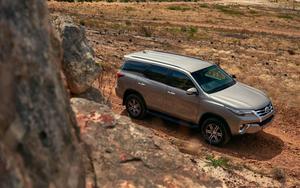 Toyota Fortuner Avant-Garde Bronze toyota fortuner wallpaper